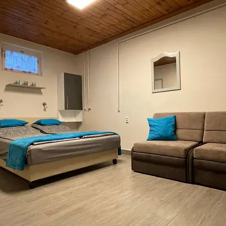 Lina Apartment *